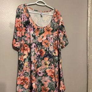 Lularoe Perfect Tee 3x